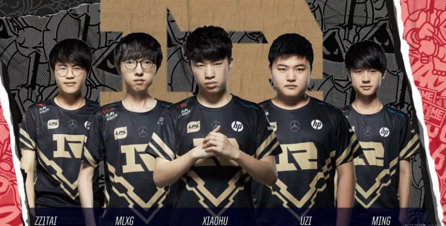 是他常年坚 是他常年坚